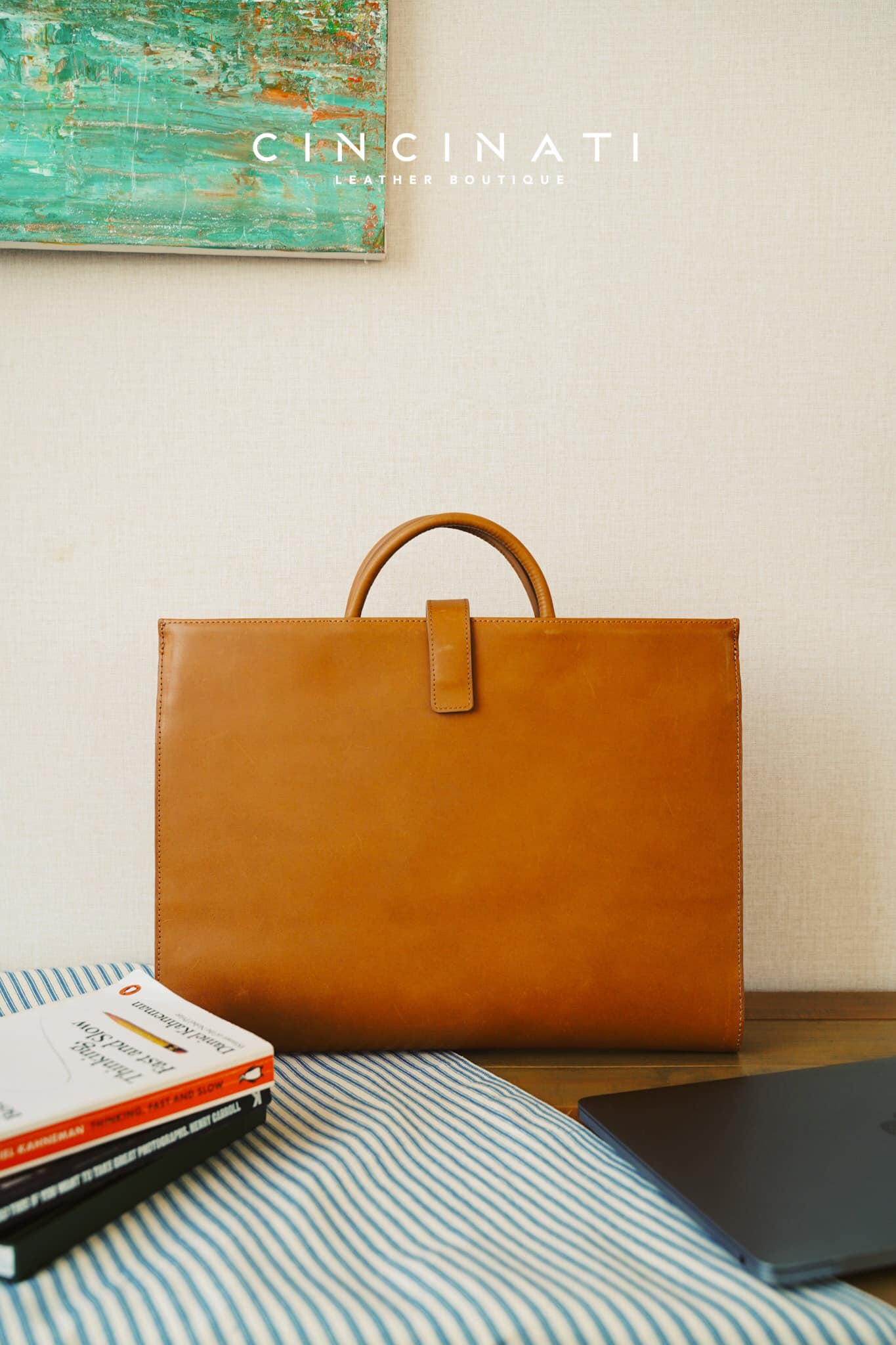 Unearthing the Beauty of Vegetable-Tanned Leather: A Sustainable Choice for the Modern World