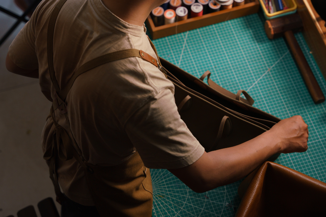 Accessory or Asset? The Leather Bag Story From A Craftman's Perspective - Premium Handcrafted Leather Bags For Professionals - Gallery de Neyuh