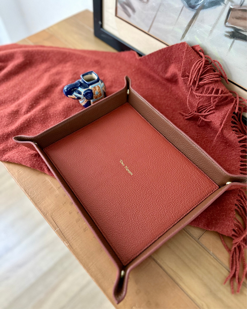 KHAY DA TRANG TRÍ HÌNH CHỮ NHẬT CÓ NÚT BẤM Ở BỐN GÓC